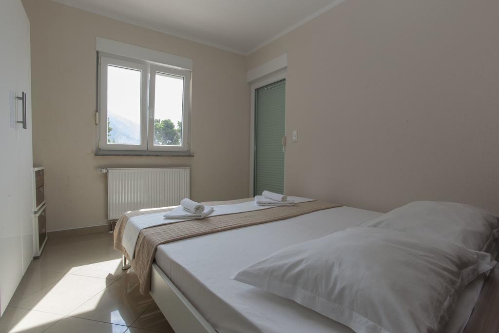 Apartments Damjanovic Makarska Exterior photo
