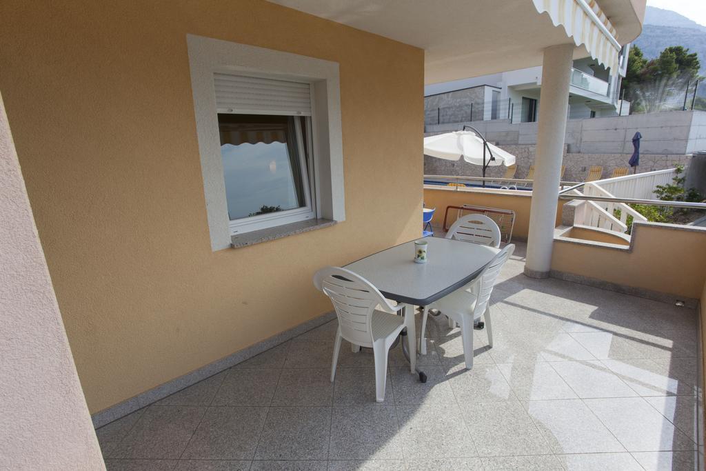 Apartments Damjanovic Makarska Exterior photo